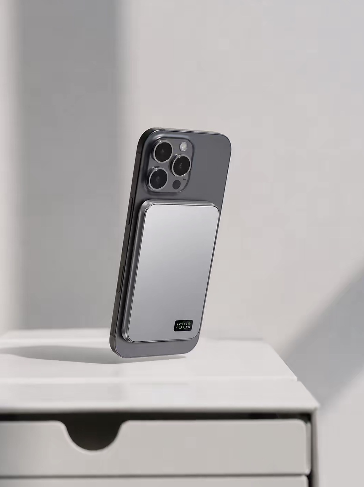 Pluged Power Bank – Compact & Wireless Power