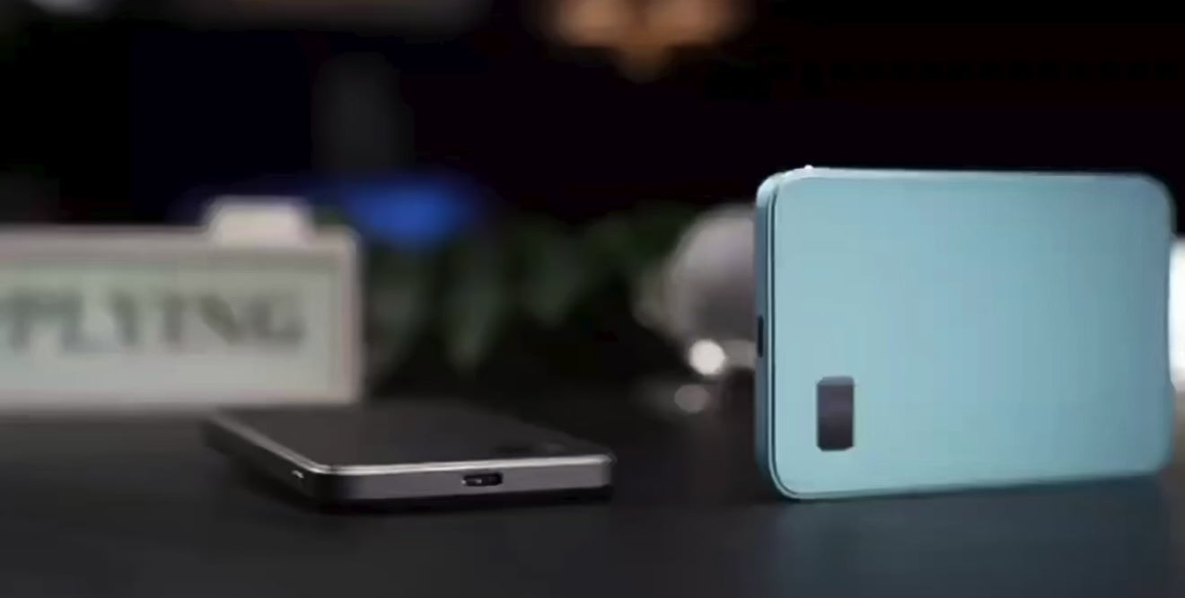 Pluged Power Bank – Compact & Wireless Power